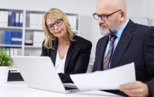 dział prawny w firmie omawia zmiany podatkowe w 2026 roku